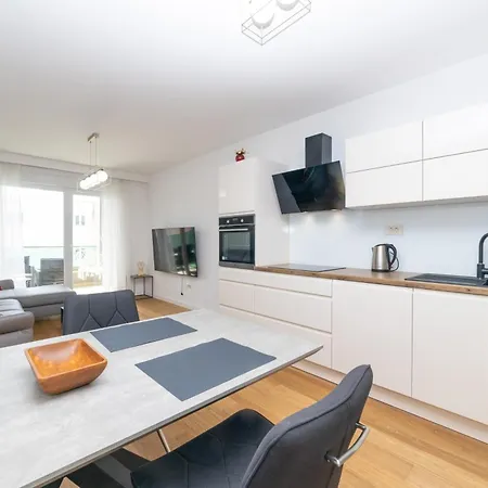 Apartment Luxury Sunny Side *